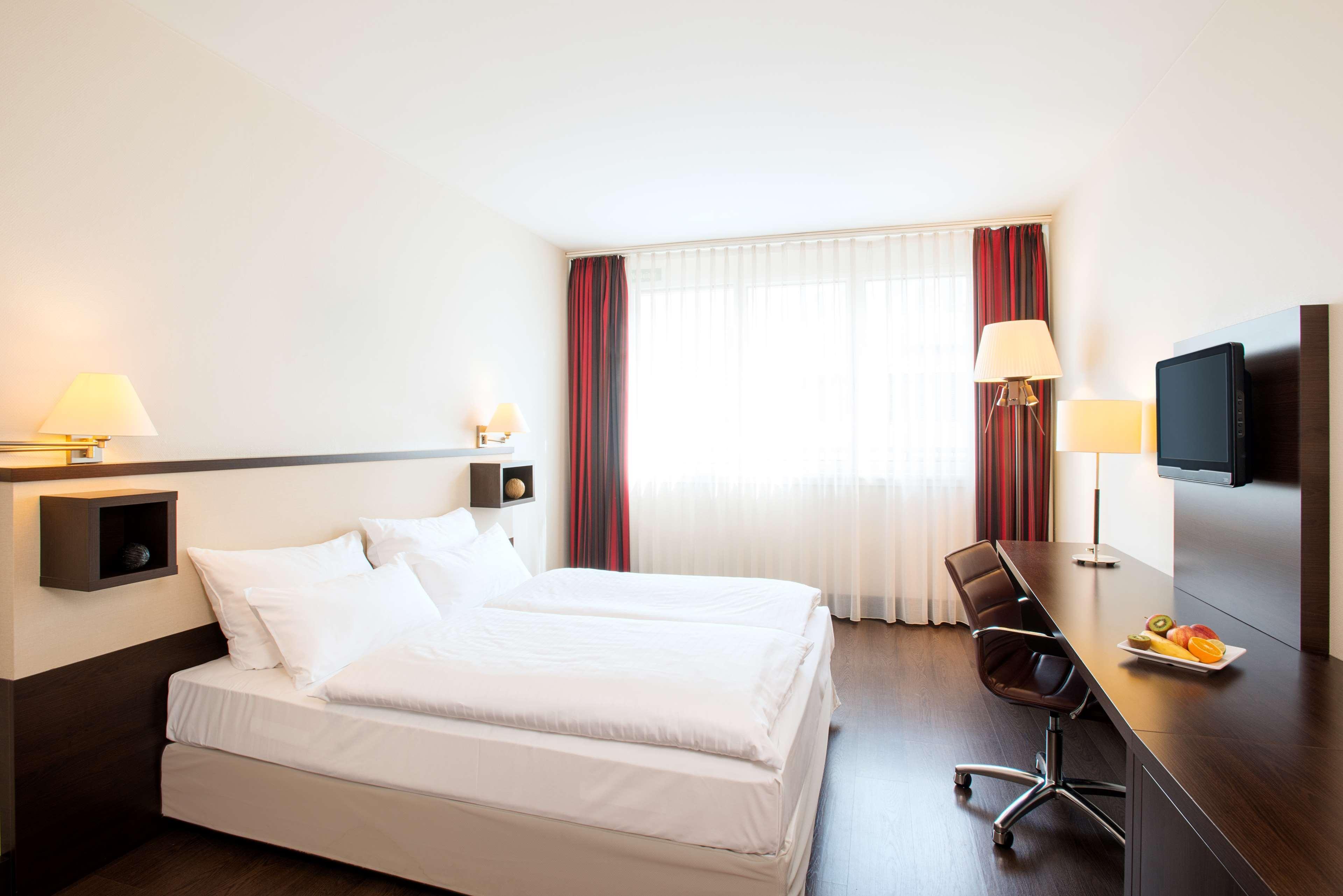 Nh Wien City Exterior foto